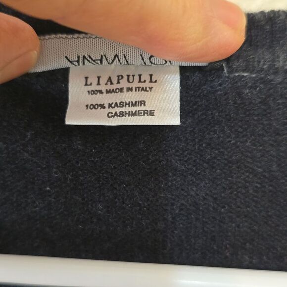 AVANT TOI CASHMERE BLEACHED VNECK SWEATER small (missing) - Picture 3 of 9